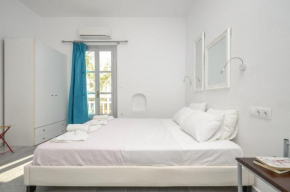 Endearing Naxos Apartment | Quadruple Studio | Private Balcony | City Center | Saint George